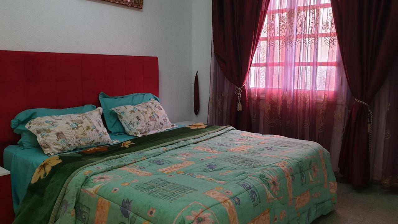 Villa Benzineb Immo Cite Khadra Túnez Exterior foto